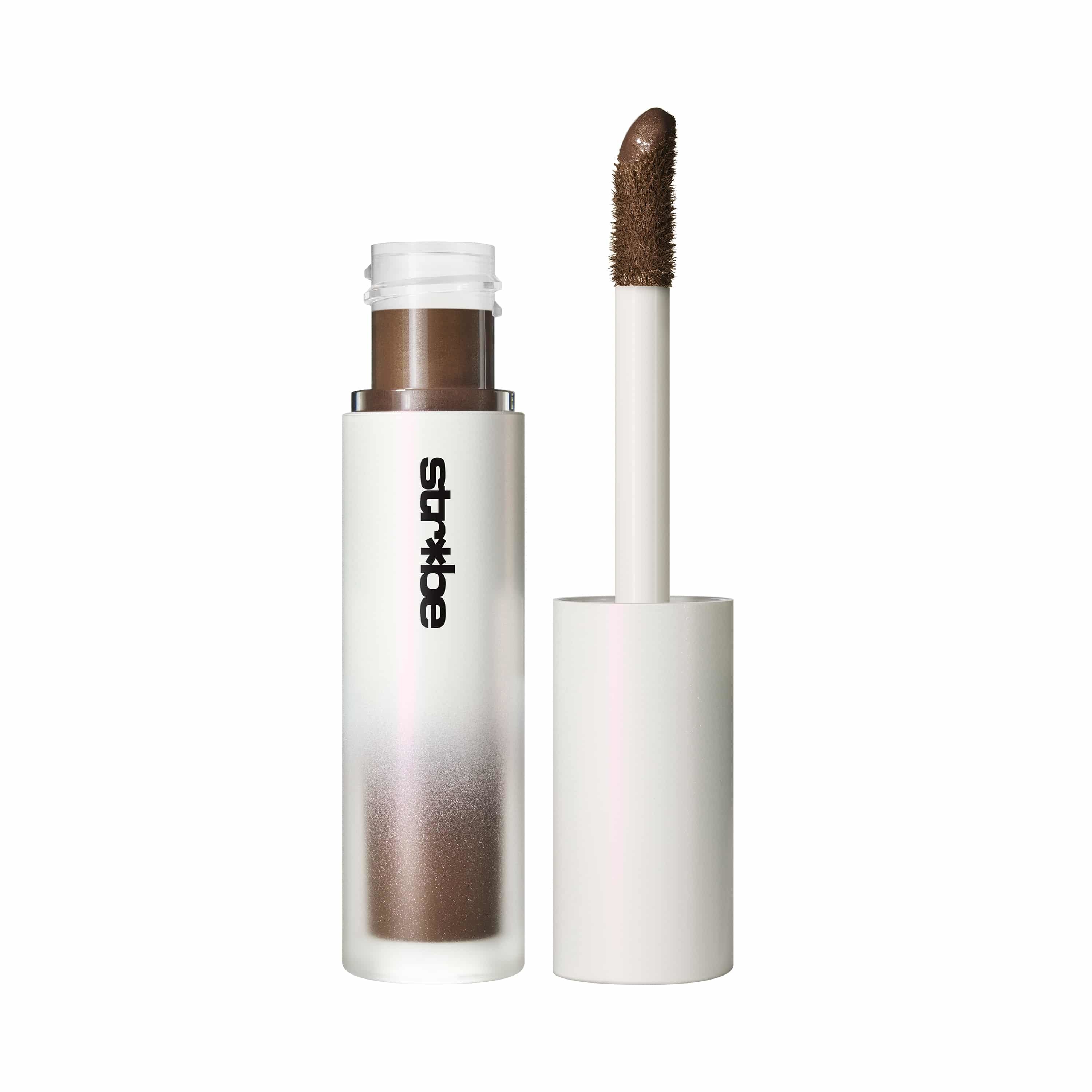 MAC Iluminador y bronceador Líquido Strobe Beam - Day Lite