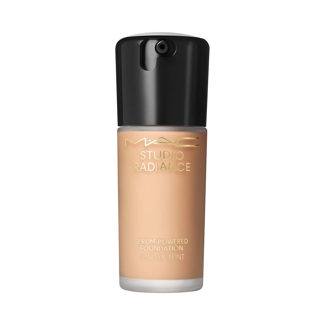 MAC Base Líquida Studio Radiance Serum-Powered �