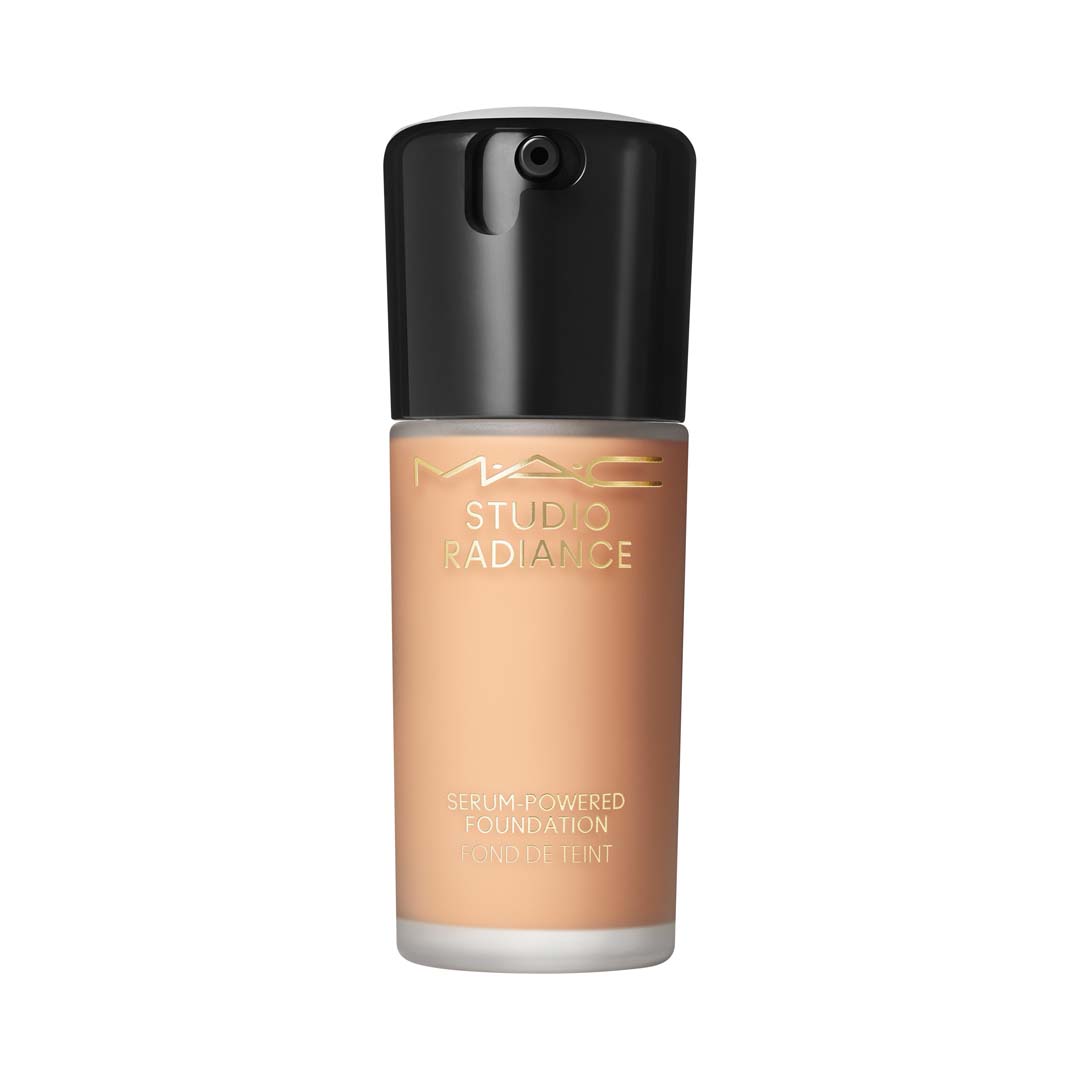 MAC Base Líquida Studio Radiance Serum-Powered �